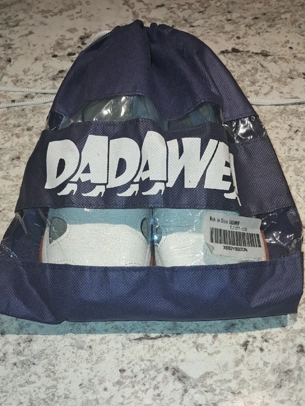 NWT! Dadawen Kids White Leather Sandals with Velcro Strap SIZE 33(1.5US)